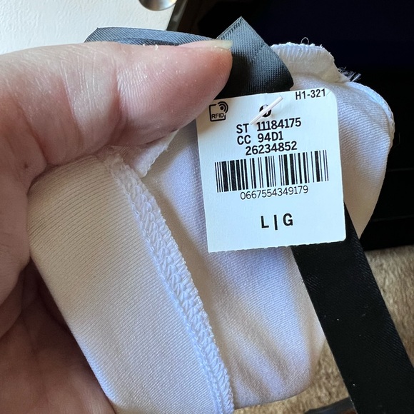 NWT Victoria Secret Pink Sport ultimate lightly lined one shoulder white bra. - Picture 2 of 15